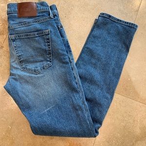 Young men’s Hollister jeans
